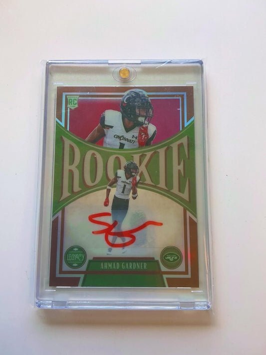 Sauce Gardner Autographed rookie card 89/100